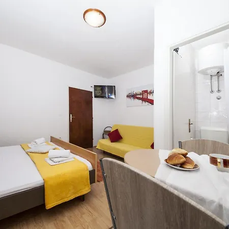 By The Sea Tucepi, Makarska - 11486 Apartment *